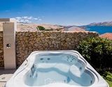 Spa Lodge L